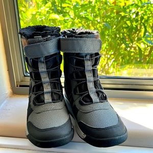 Merrell Snow Crush 2.0 Boots Black and Gray -             Toddler Size 12M